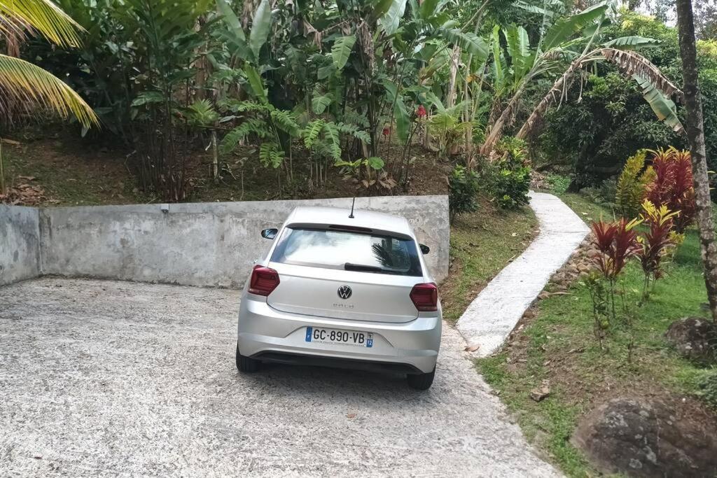 Martinique La Petite Maison Dans La Colline Le Lamentin Extérieur photo
